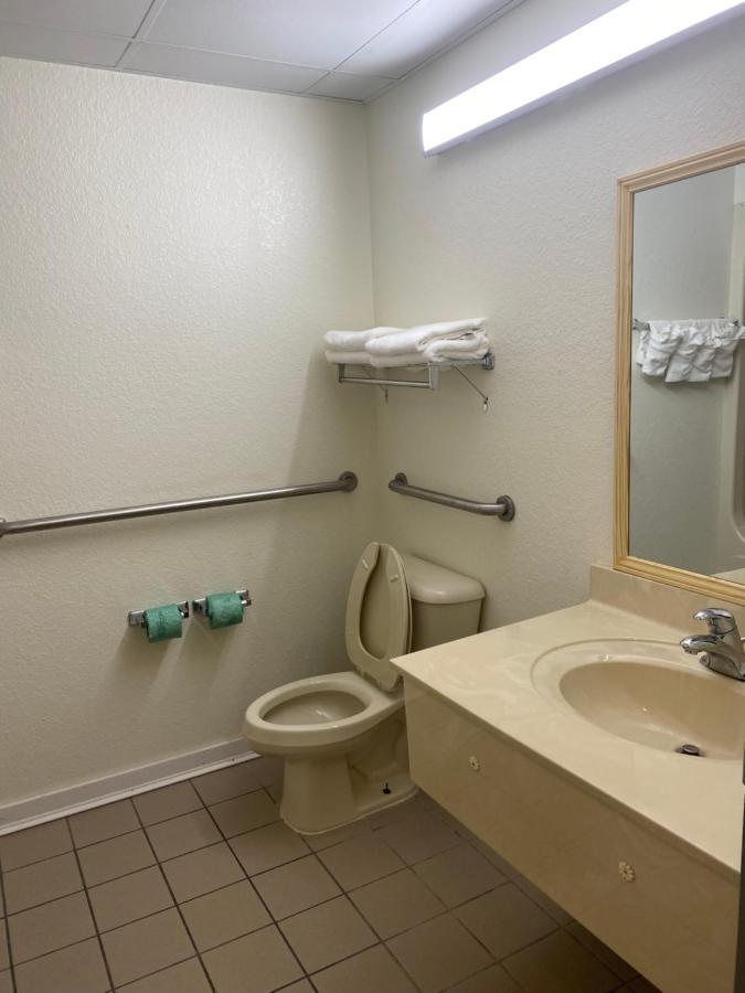 Quality Inn Surfside Beach Bagian luar foto