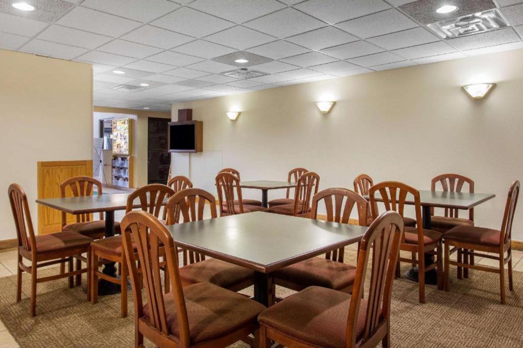 Quality Inn Surfside Beach Bagian luar foto